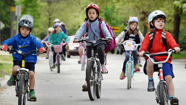 Bike-to-school-705